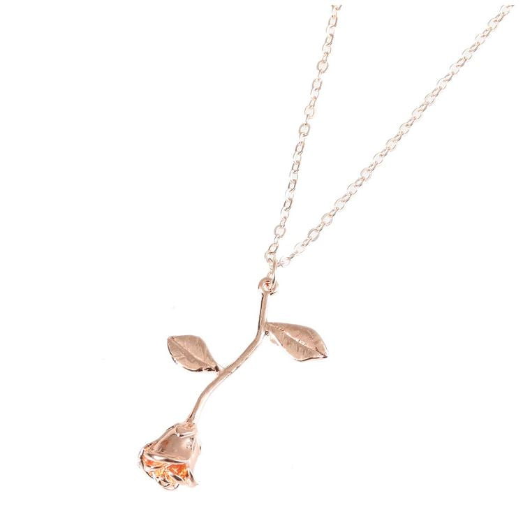 Collana di rose